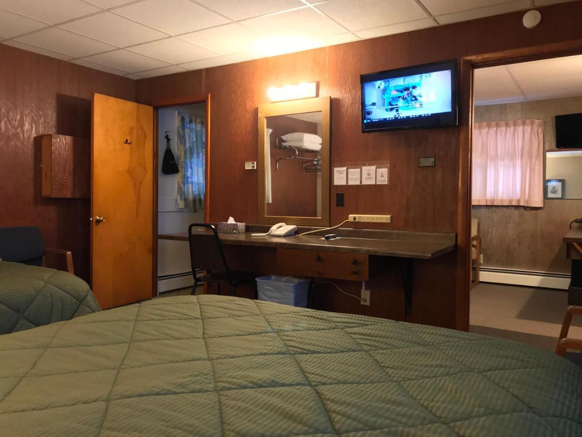 Indianhead Motel Ironwood Esterno foto