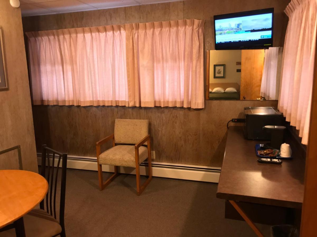 Indianhead Motel Ironwood Esterno foto