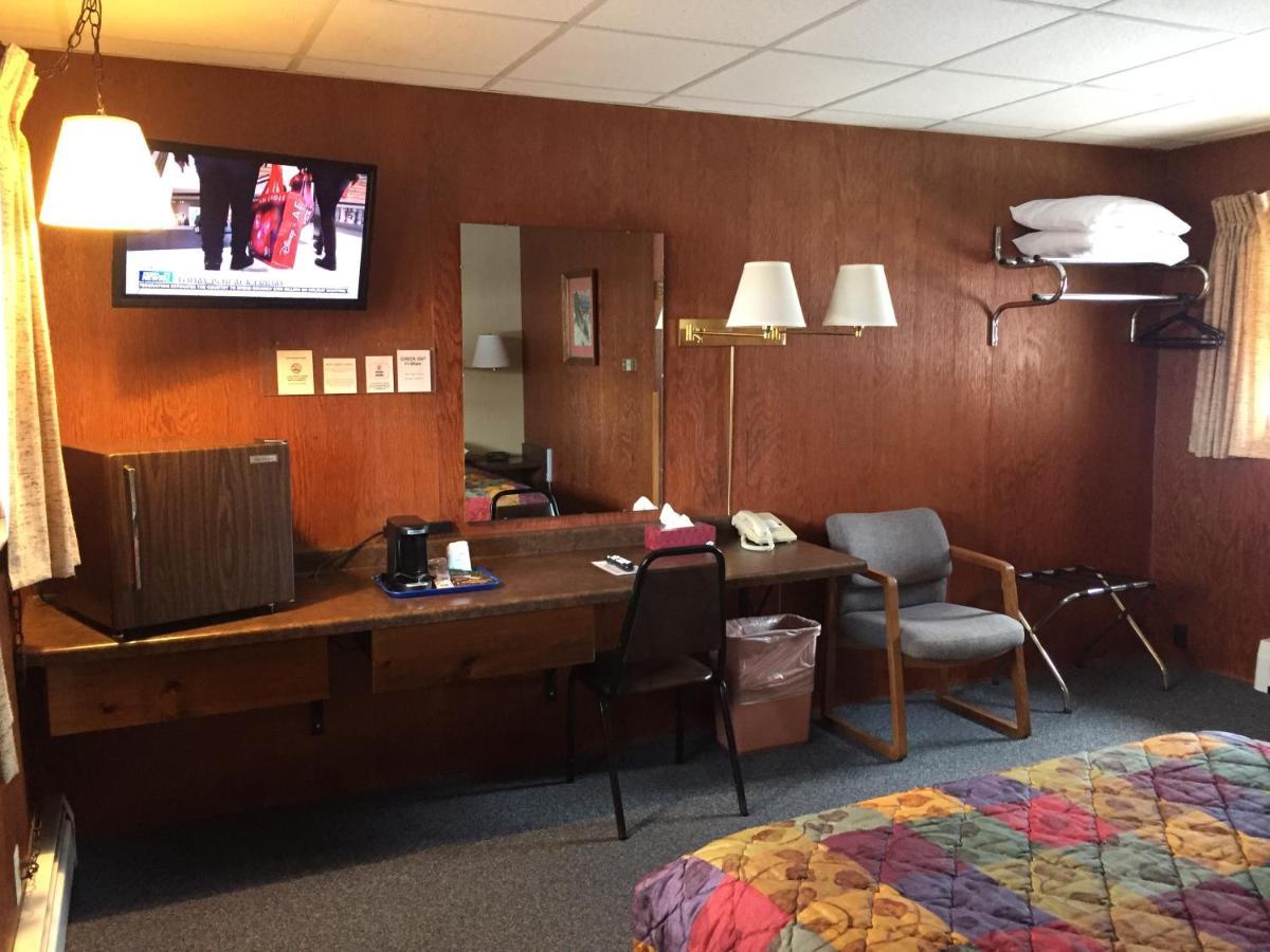 Indianhead Motel Ironwood Esterno foto