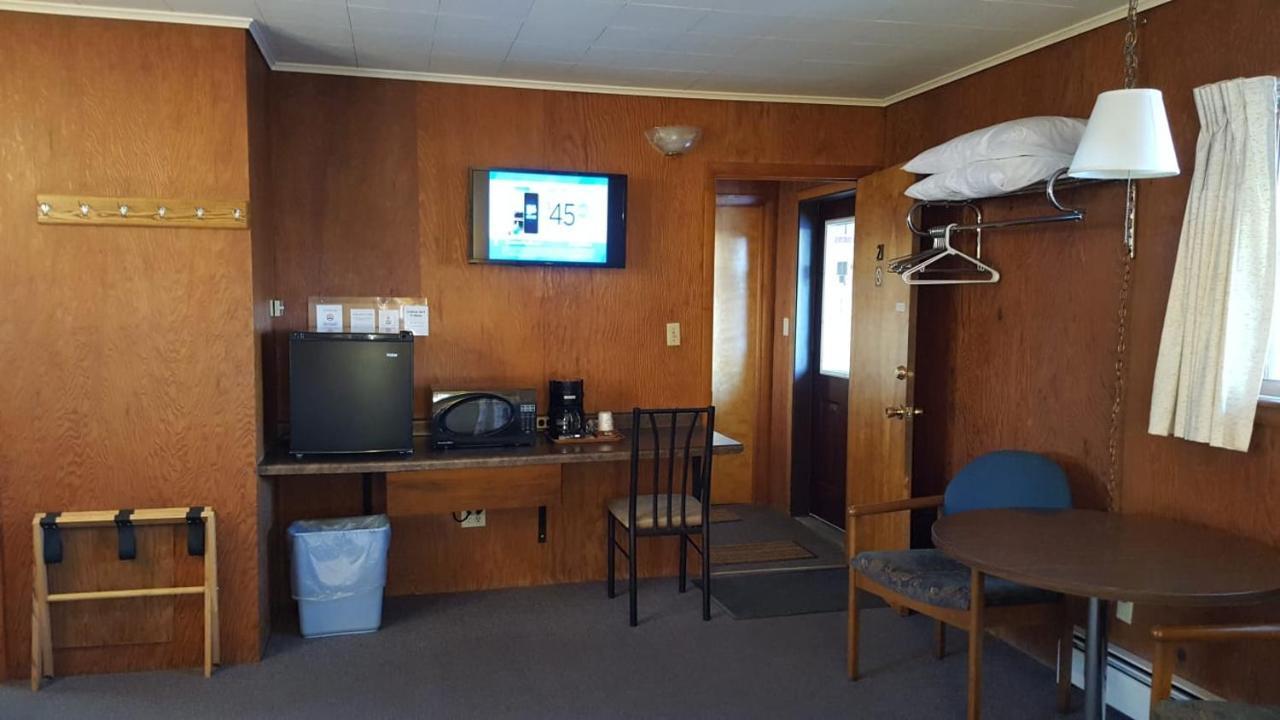 Indianhead Motel Ironwood Esterno foto
